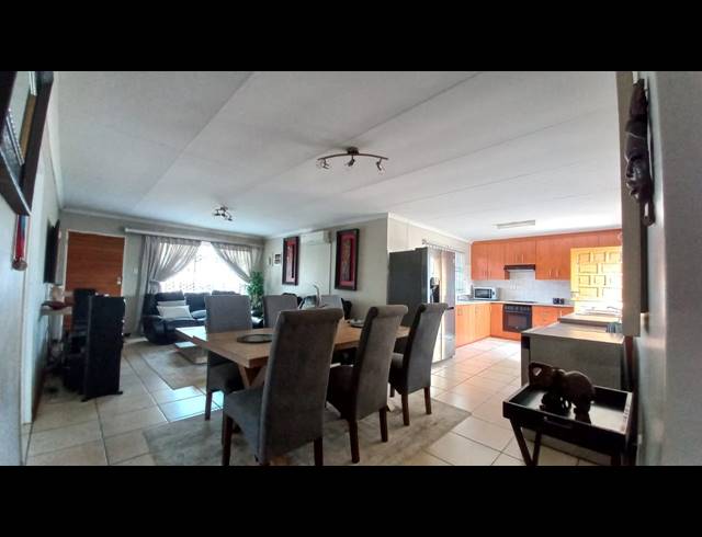 3 BEDROOM FREEHOLD TO LET IN MANDELA VIEW